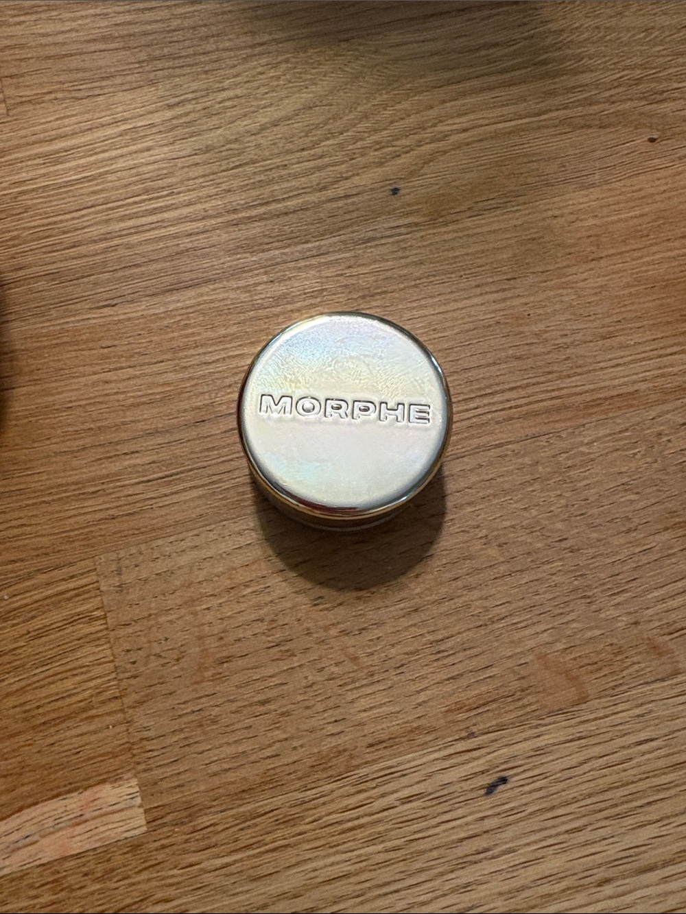 Morphe Iridescent Holographic Round Compact - Pearl Sheen